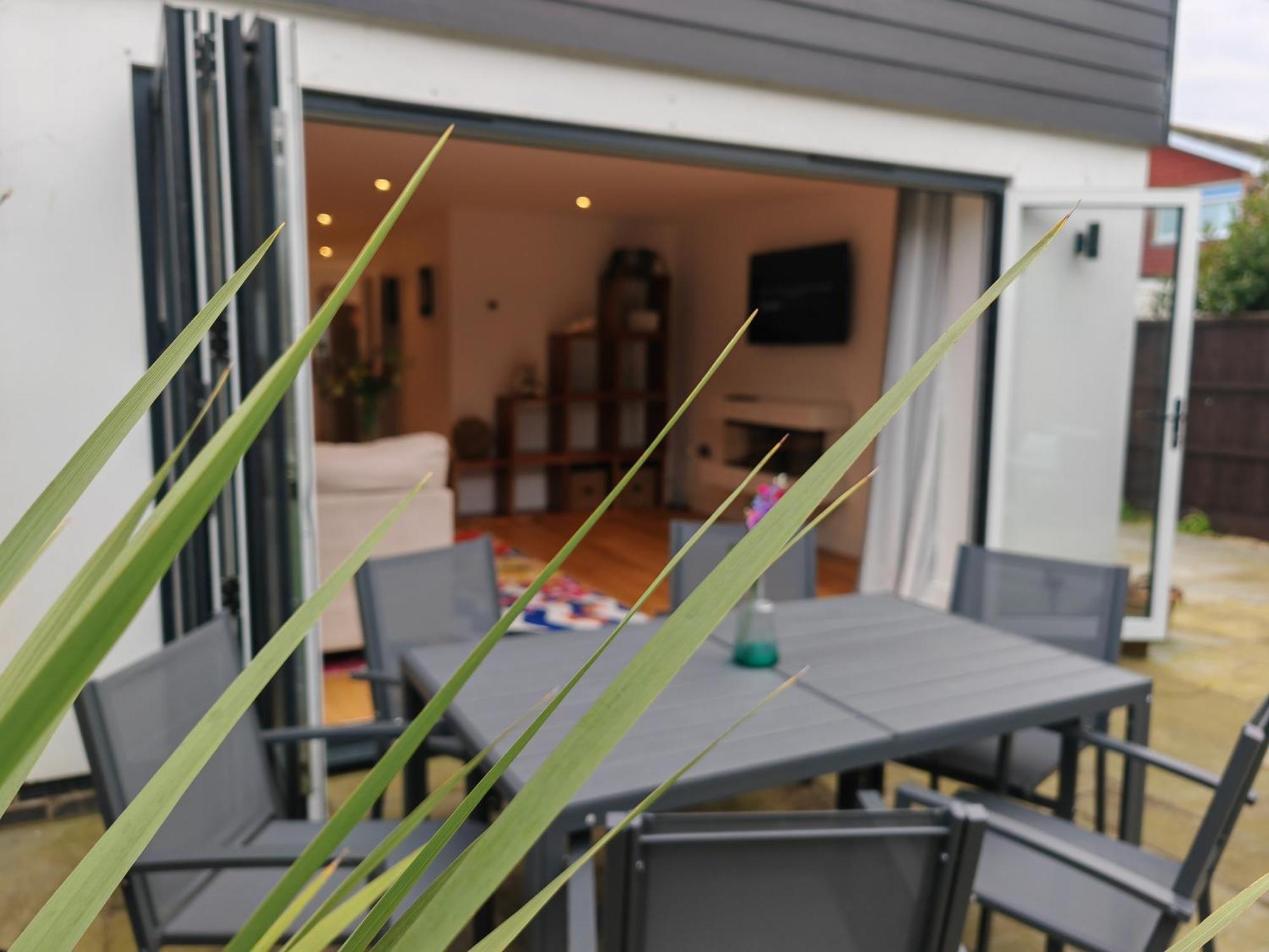 Middleton Villa Bognor Regis Exterior foto